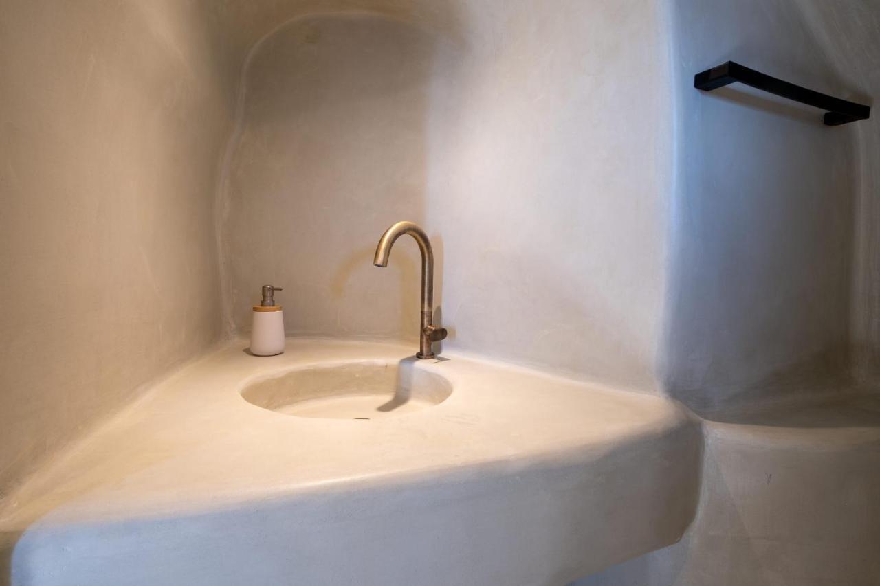 Santoroia Luxury Suites By Caldera Houses Екстериор снимка