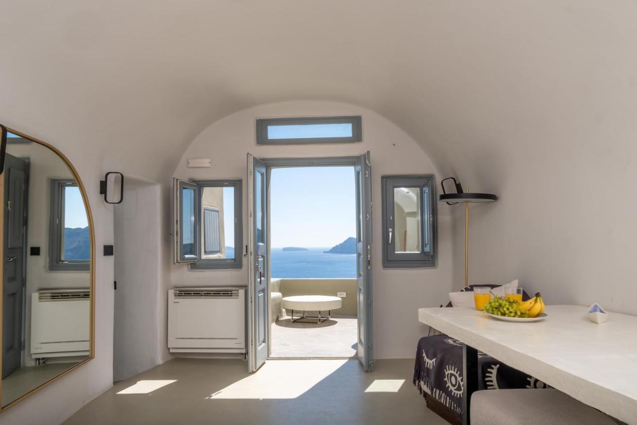Santoroia Luxury Suites By Caldera Houses Екстериор снимка